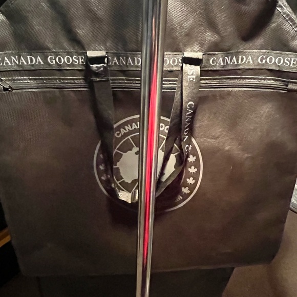 Like new women’s coat - Picture 4 of 4